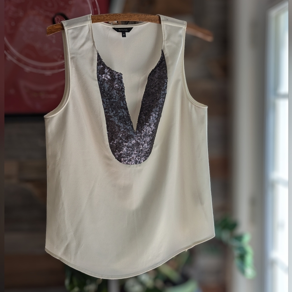 RW & Co tuxedo style sequins top